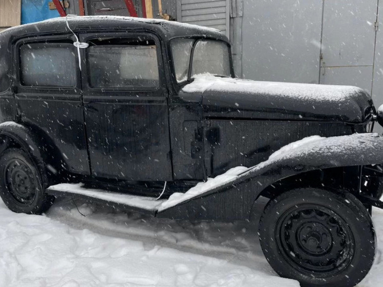 В Новосибирске продают 90-летний Mercedes