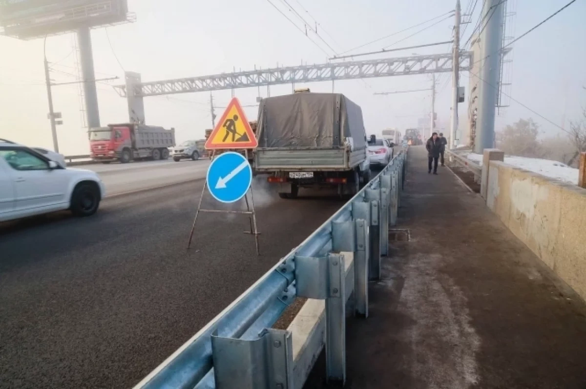 На Димитровском мосту в Новосибирске скорректировали движение из-за ремонта