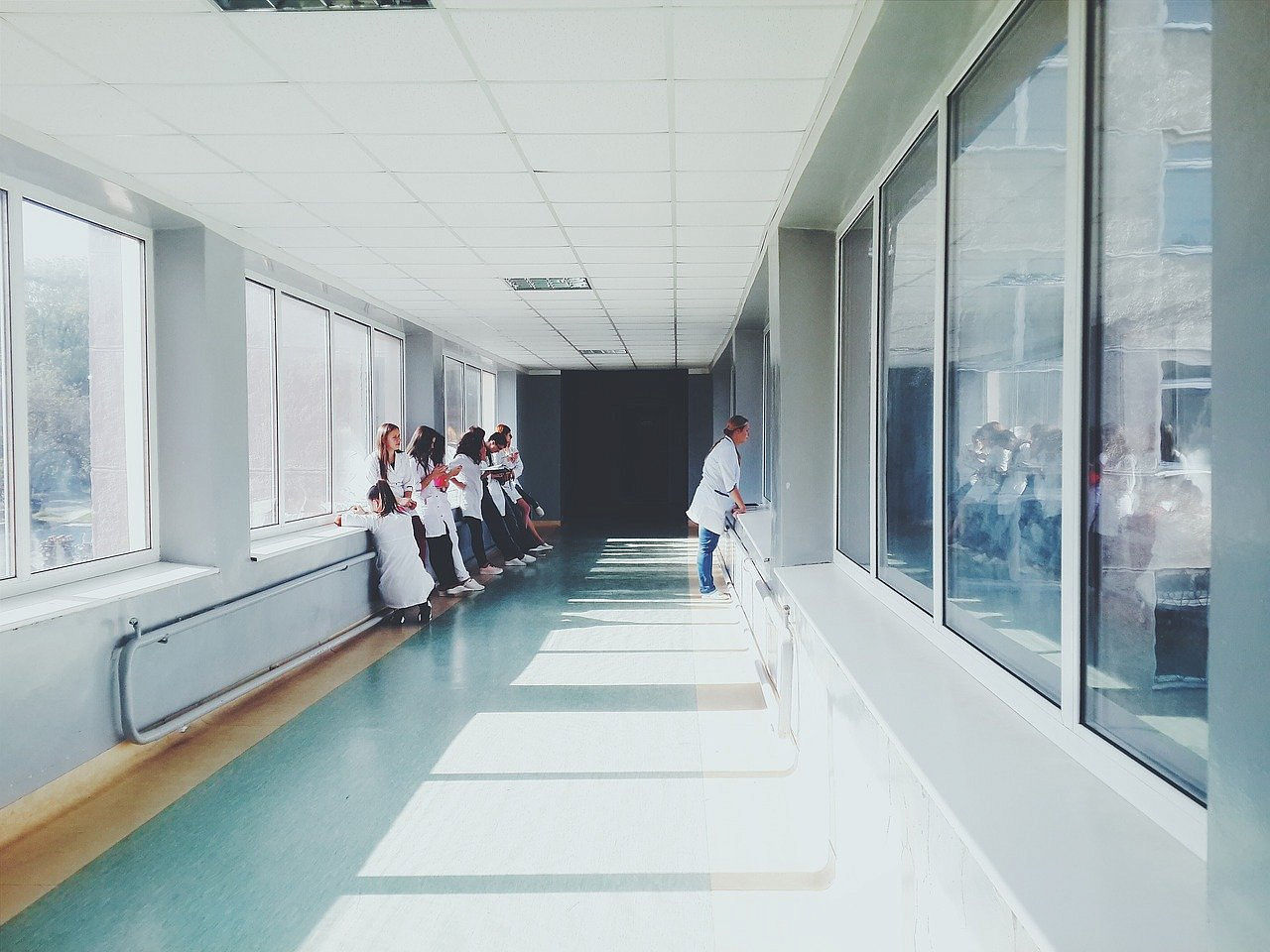 Новосибирскую больницу оштрафовали за лечение больных коронавирусом