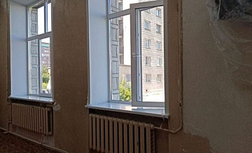 В детской библиотеке им. Волкова в Новосибирске зимой будет тепло благодаря новым окнам