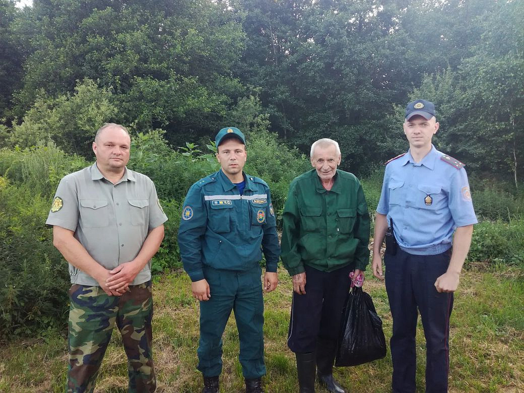 За первую половину июля в новосибирских лесах заблудились шесть человек За первую половину июля в новосибирских лесах заблудились шесть человек