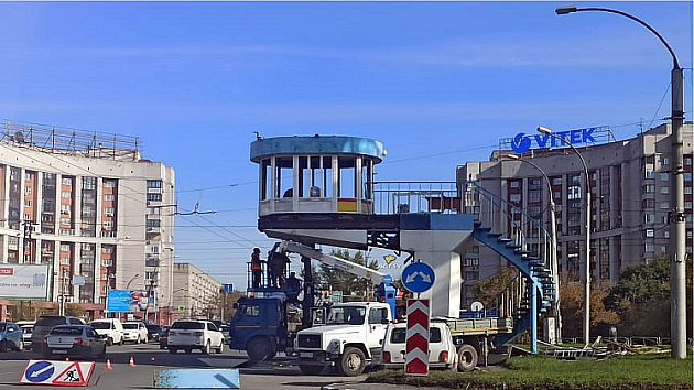 В Новосибирске снесли один из самых известных постов ГИБДД В Новосибирске снесли один из самых известных постов ГИБДД