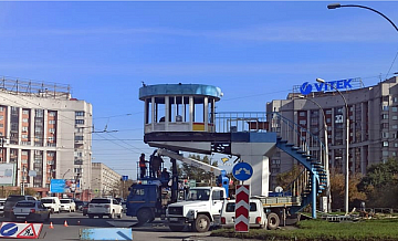 В Новосибирске снесли один из самых известных постов ГИБДД