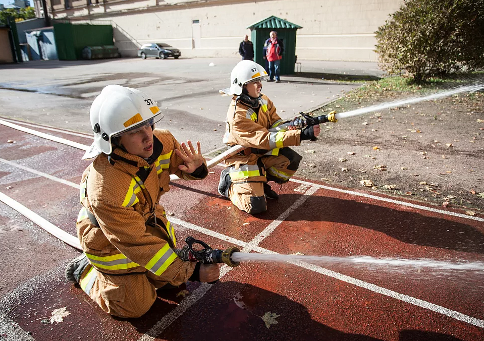 В новосибирском музее МЧС прошли игры юных пожарных
