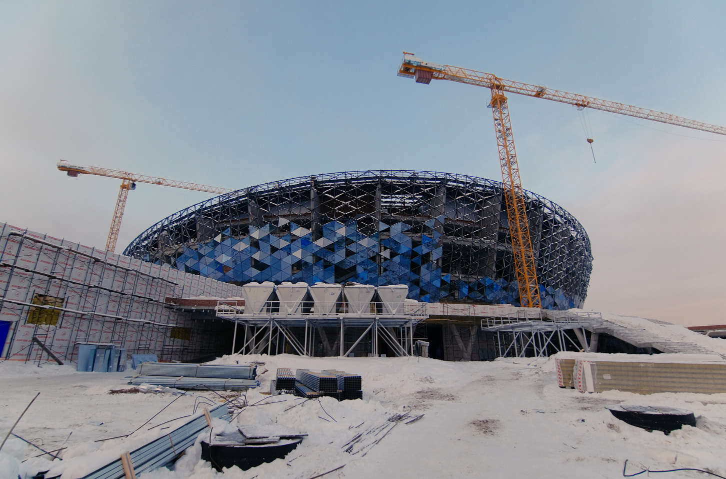 В Новосибирске на ледовой арене начали отделку помещений