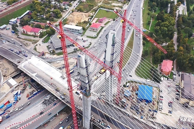 Завершается строительство нового моста через Обь
